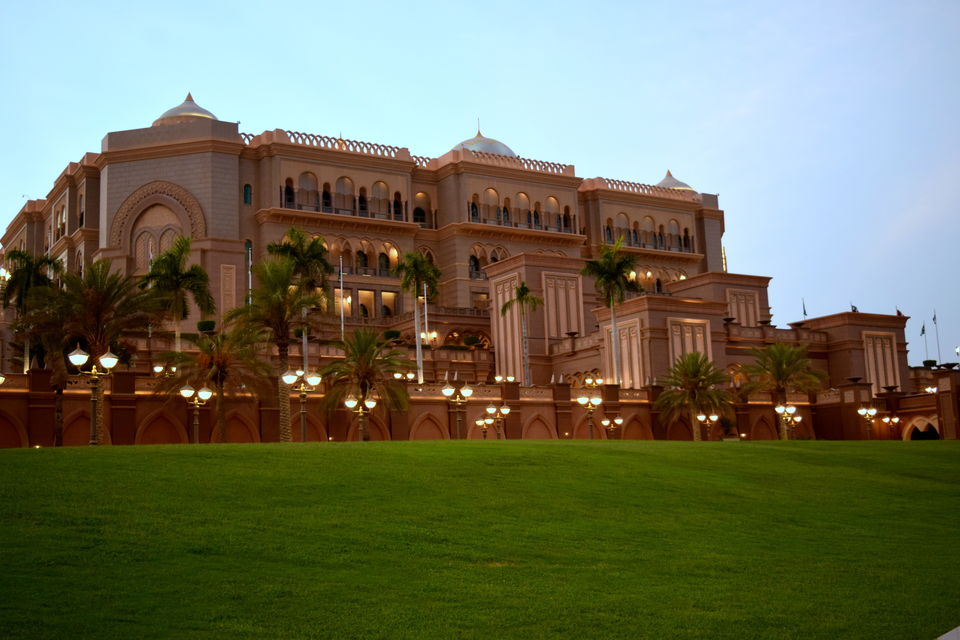 Photo of Emirates Palace Hotel Suites - Al Majaz - Sharjah - United Arab Emirates by Neha Sakuja