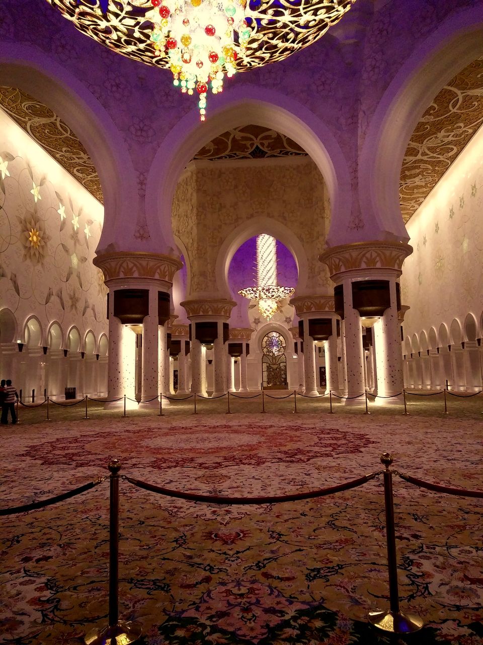 Photo of Sheikh Zayed Grand Mosque - Abu Dhabi - United Arab Emirates by Neha Sakuja
