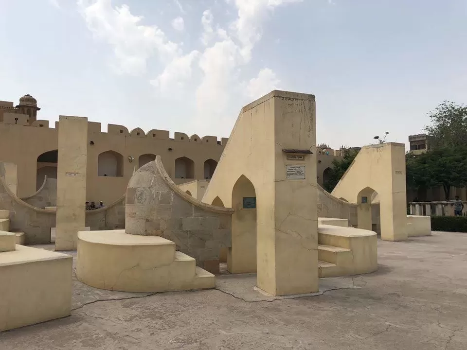 Photo of Jantar Mantar, Gangori Bazaar, J.D.A. Market, Pink City, Jaipur, Rajasthan, India by Kazvin Bhagwagar