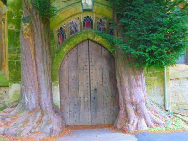 Photo of A Day in Stow on the Wold in the English Cotswolds 5/8 by Brook