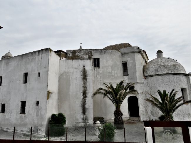 Photo of Cadiz, Spain: History, Architecture, Beaches, and Gardens by Brook