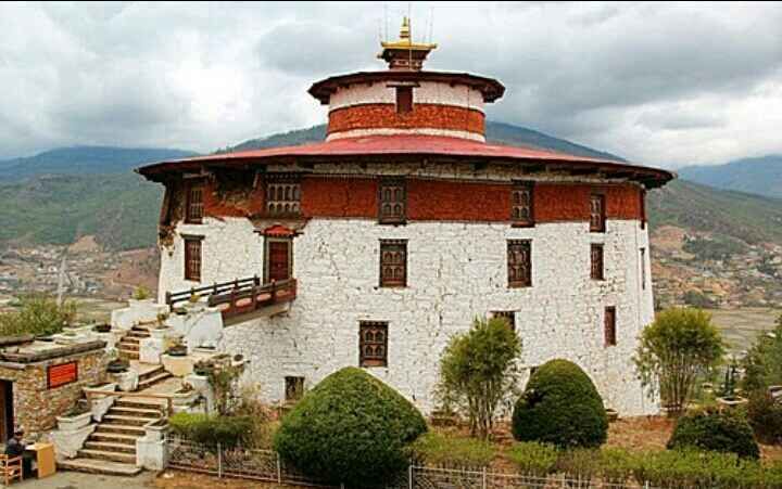 Photo of Paro, Bhutan by Saumiabee