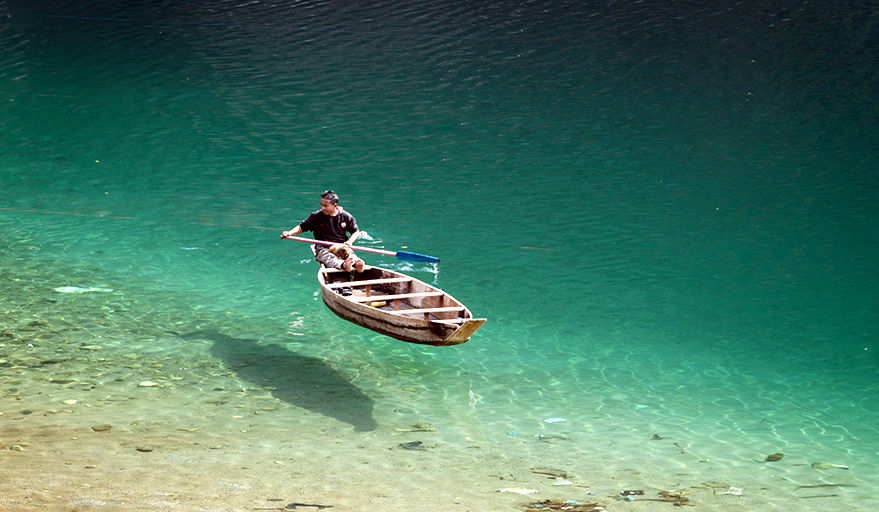 Photo of Umngot, the Cleanest River in Asia Is Under Threat! Here's What's Happening by Travelling Happily