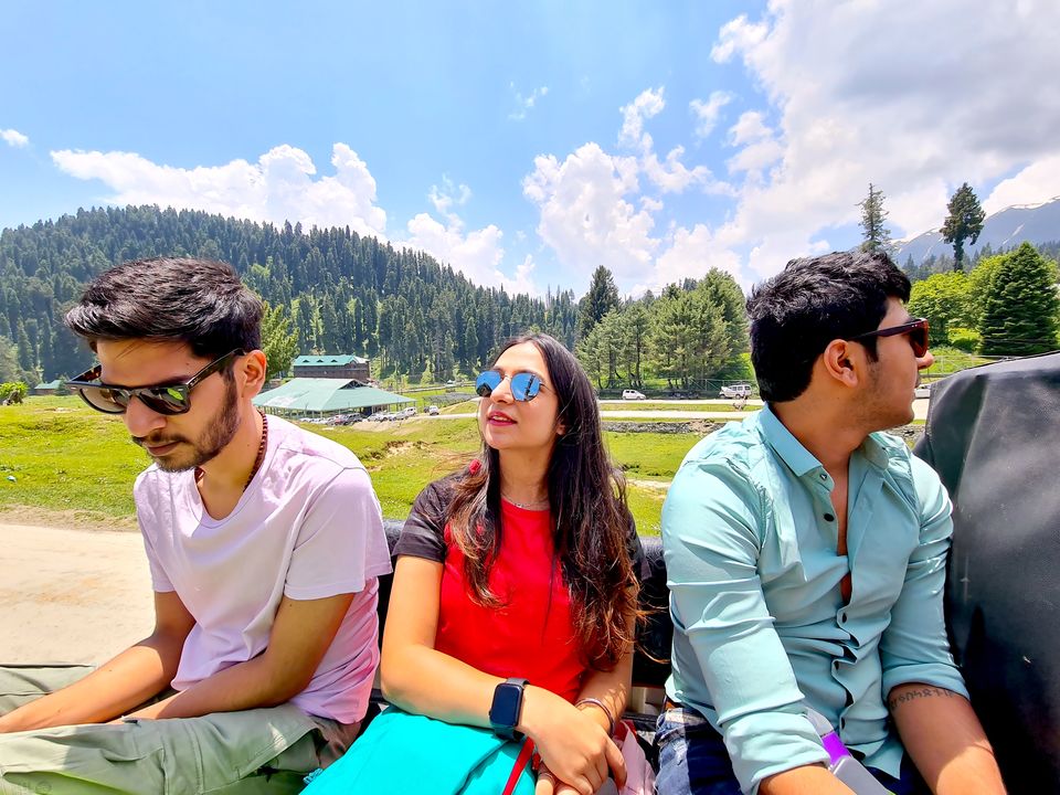 Photo of Kashmir in 2021! All You Need To Know: Covid Guidelines, Where to Stay & Other Secret Tips 8/10 by Himani Sahni