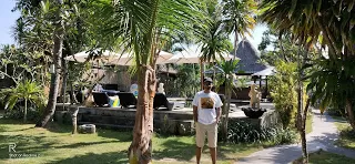 Photo of Sukanusa Luxury Huts, Jalan Jungutbatu, Jungutbatu, Klungkung Regency, Bali, Indonesia by nomadic_ab