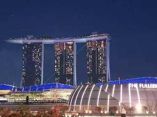 Photo of Fullerton Road, Merlion Park, Singapore by nomadic_ab