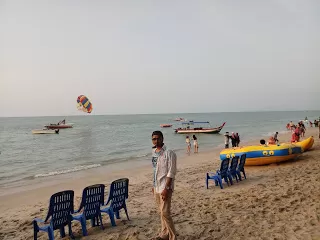Photo of Batu Ferringhi Beach, Jalan Batu Ferringhi, Kampung Batu Feringgi, Air Itam, Penang, Malaysia by nomadic_ab