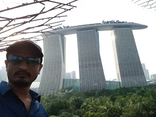 Photo of Marina Coastal Drive, Marina Bay Sands Hotel Singapore, Singapore by nomadic_ab