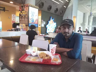 Photo of Expo Drive, Texas Chicken (Singapore Expo), Singapore Expo, Singapore by nomadic_ab