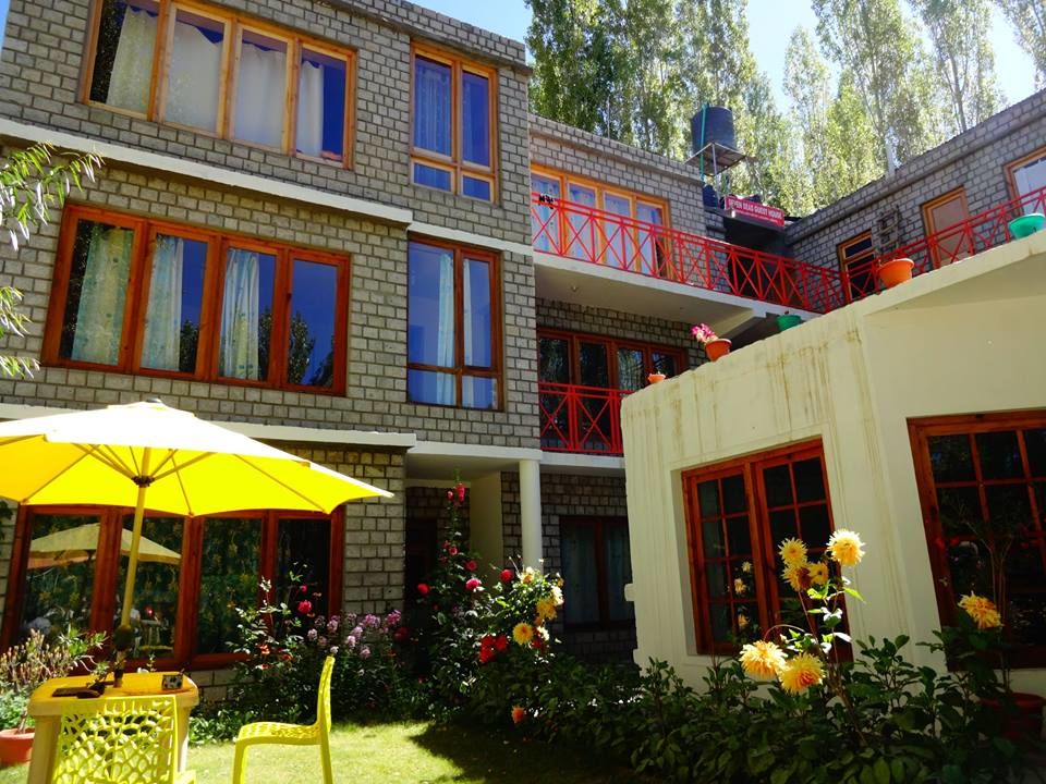 Photo of 10 Days Ladakh trip in less than Rs. 35K for a couple! 3/36 by Aditi Kapoor