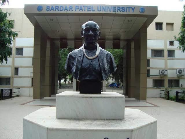 Photo of "Sadda Adda"- Vallabh Vidhyanagar by Dipan Bhatt