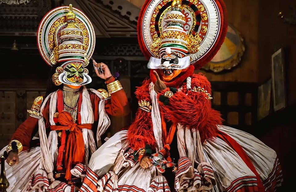 Photo of Top 9 Things To Do In Agra At Night 9/9 by Shiksha