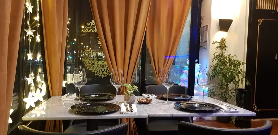 Photo of Restaurant Khajuraho Indien Fine Dining Bar, boulevard de La Tour-Maubourg, Paris, France by Rural Rituraj