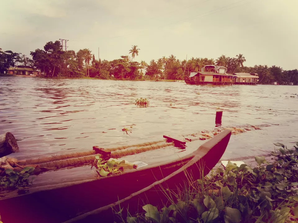 Photo of 7DESTINATION/DAY5/THE TRAIN AND BACKWATER by Nihit Sharma