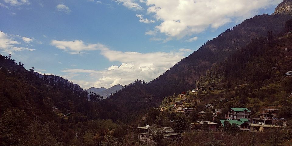 Photo of Into the laps of nature - Jibhi by BARSHA DUTTA