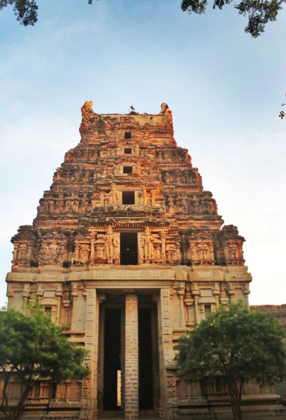 Photo of HAMPI!!!!Ruined City... Group of Monuments.. Deserves to be as World Heritage Site. by selva kumar