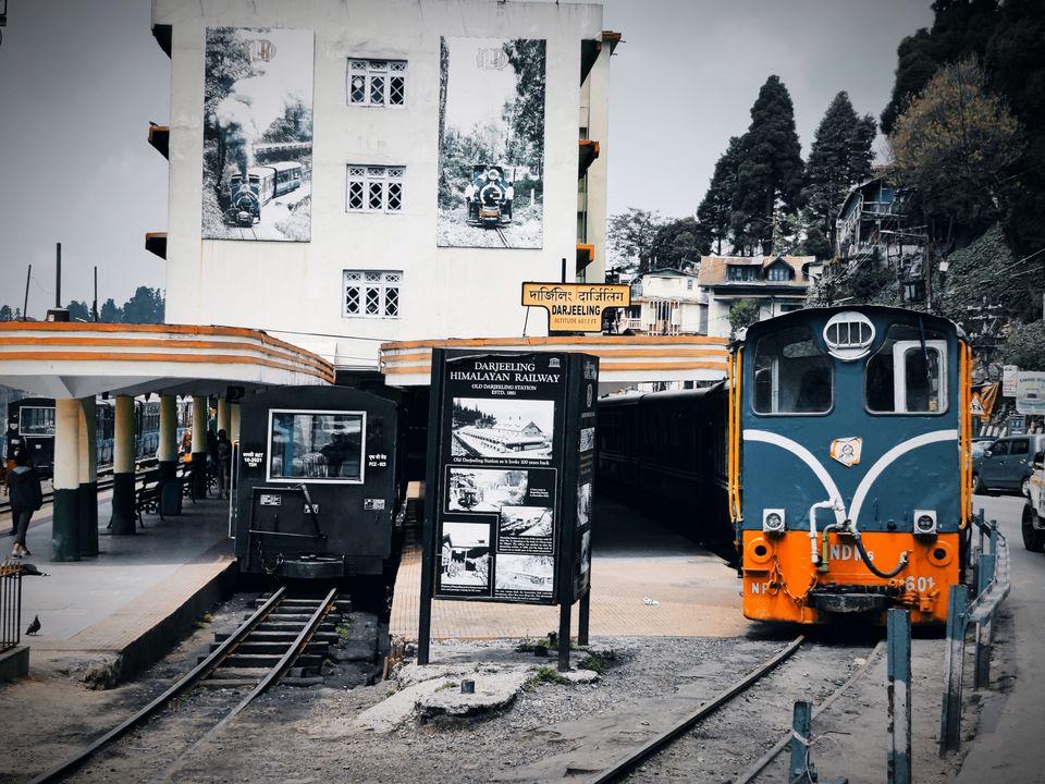 Photo of Darjeeling-Chatakpur-Dowhill by loveToTravel Satya