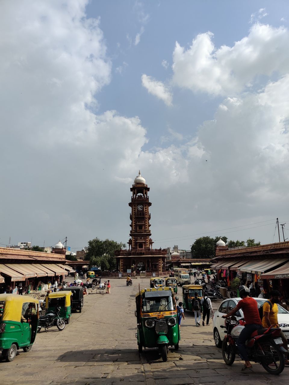 Photo of Ghantaghar Market by Avinash Menkudle