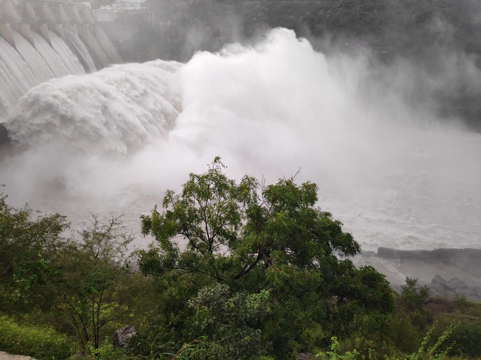 Photo of Srisailam Dam, Andhra Pradesh by Vamsi krishna