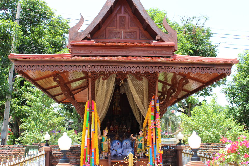 Photo of Buddham Sharanam Gachchami... A Spiritual trip to Ayutthaya... 3/17 by Thehumrahis