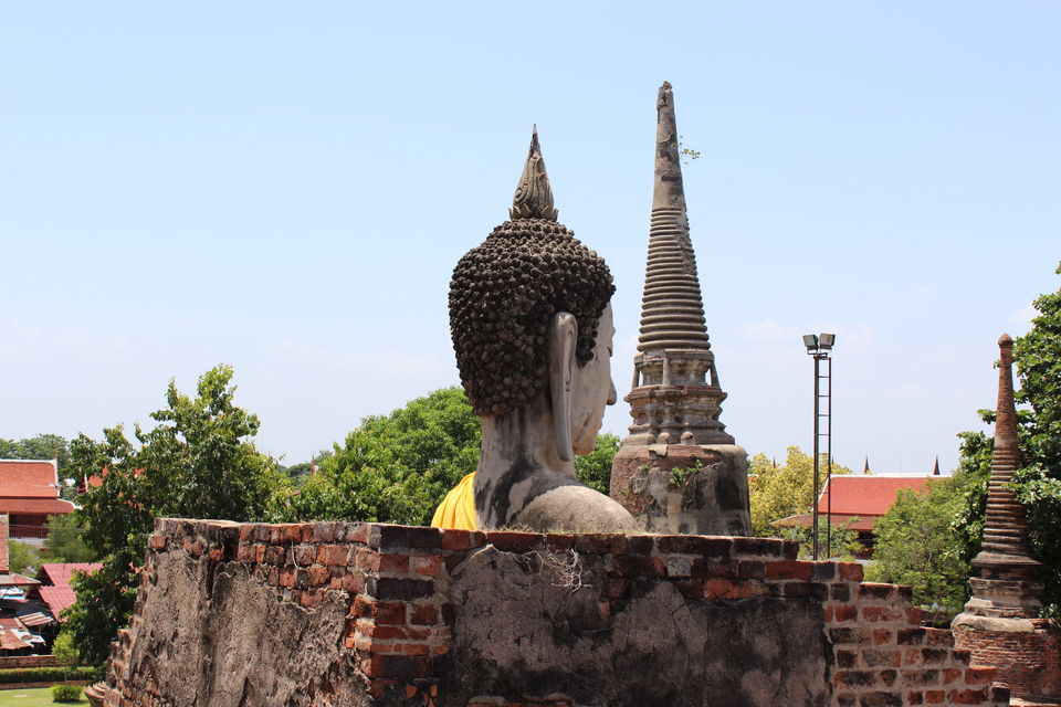 Photo of Buddham Sharanam Gachchami... A Spiritual trip to Ayutthaya... 6/17 by Thehumrahis