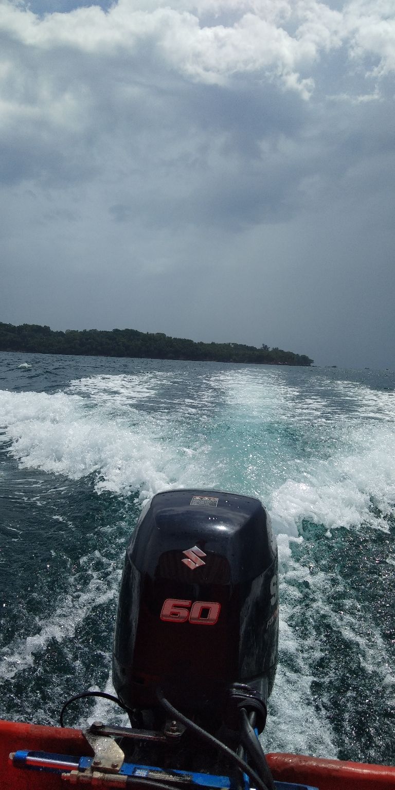 Photo of North Bay Island, Andaman and Nicobar Islands, India by Kristil Ane