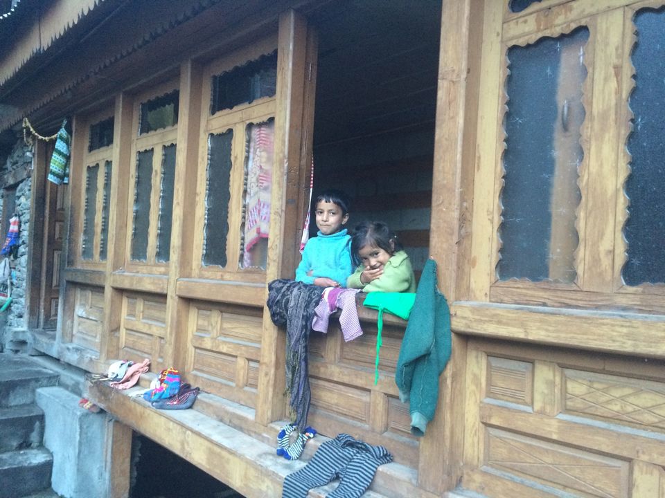 Photo of children of Malana by Jesudas Antonyraj(MilesToGoo)