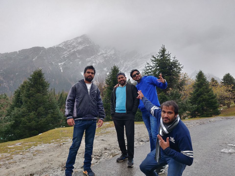 Photo of Gulaba Tourist Spot, Leh Manali Highway, Himachal Pradesh, India by Kanchan Chauhan