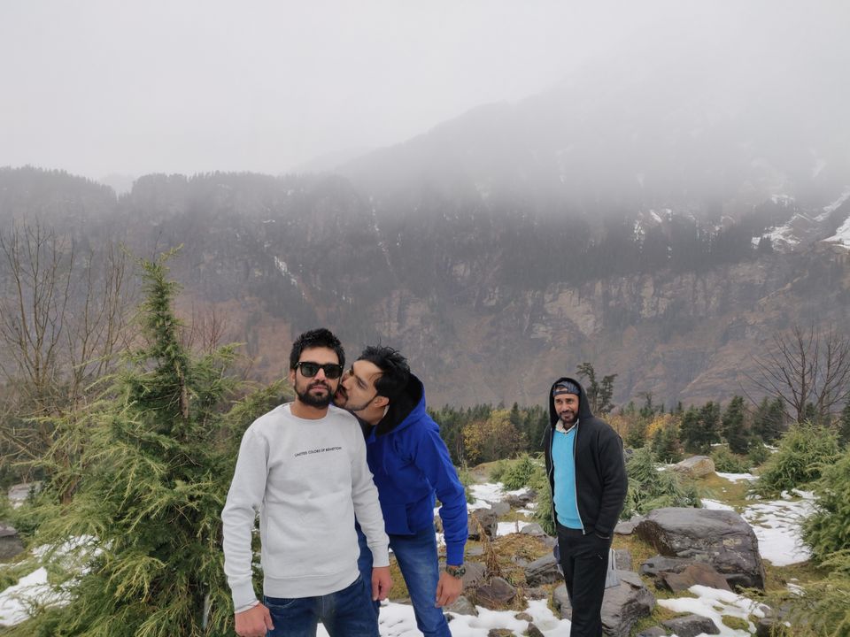 Photo of Gulaba Tourist Spot, Leh Manali Highway, Himachal Pradesh, India by Kanchan Chauhan