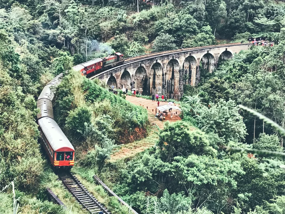 Photo of Nine Arches Bridge, Sri Lanka by Shobita Negi
