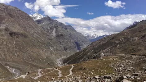 Photo of Leh Manali Highway, Tibetan Colony, Manali, Himachal Pradesh, India by mayur saikia