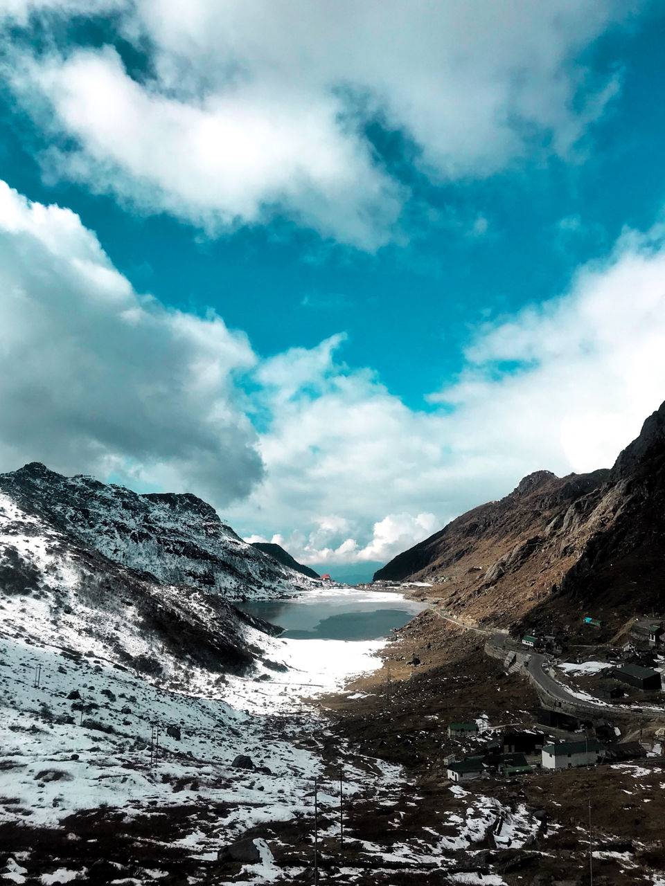 Photo of TSOMGO LAKE, Sikkim by Jigyasaa Malhotra (@Thebohospiration)