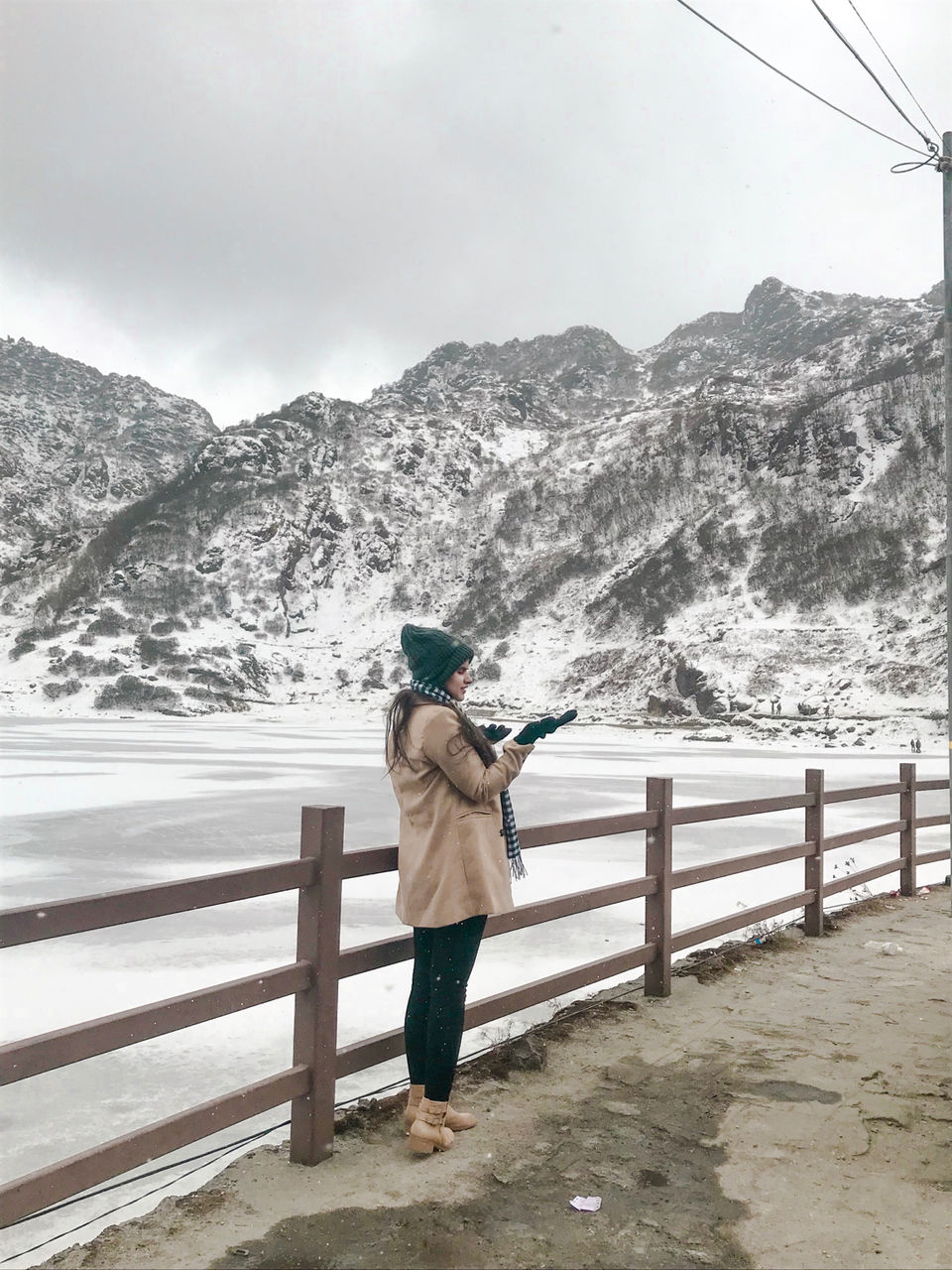 Photo of TSOMGO LAKE, Sikkim by Jigyasaa Malhotra (@Thebohospiration)