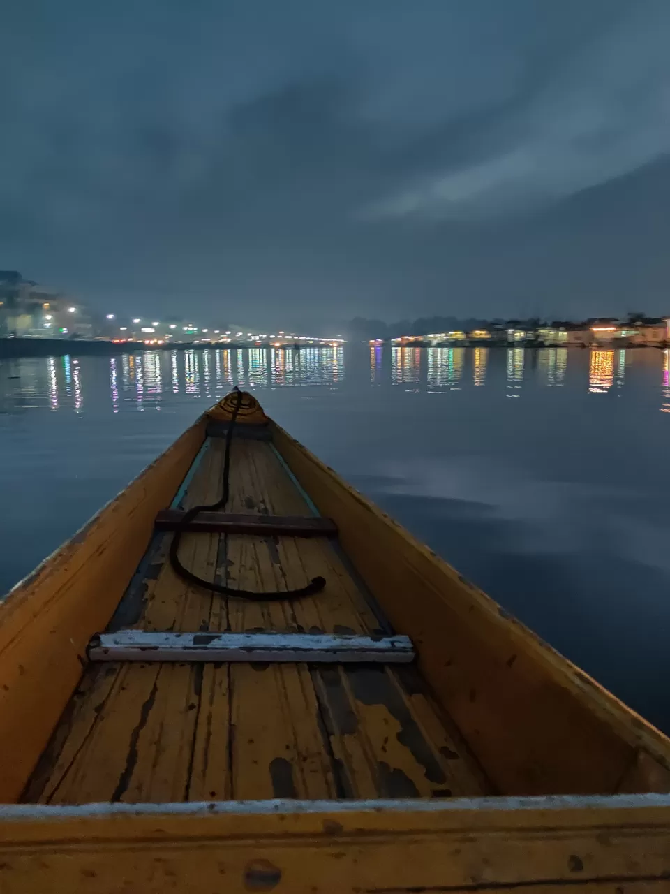 Photo of Dal Lake by Shrishti Srivastava