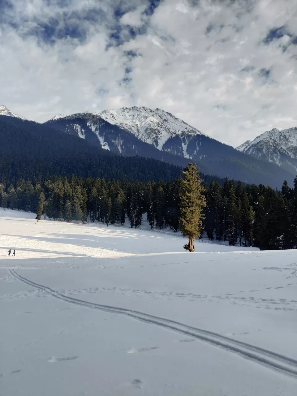 Photo of Pahalgam by Shrishti Srivastava