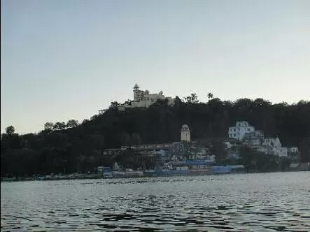 Photo of Jaipur House, Mount Abu by Prateek Mehta
