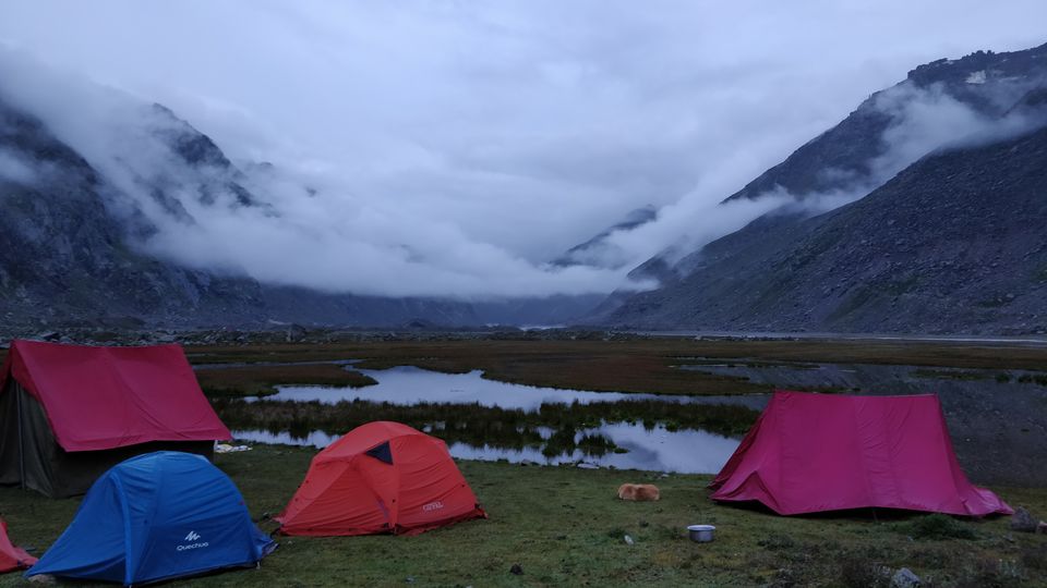 Photo of PIN PARVATI PASS: Our Rendezvous with verdant valleys and the hazel-colored Himalayas 18/36 by Nitika Sharma