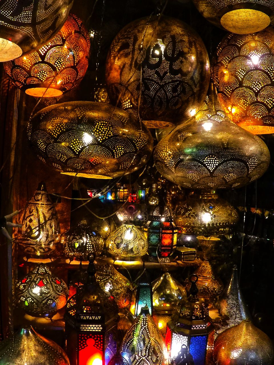 Photo of Khan El-Khalili, Seminary Road, Falls Church, VA, USA by UnderMyPinkUmbrella