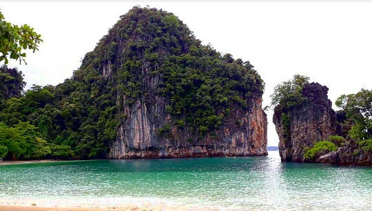 Photo of Why Krabi should be your next getaway 7/18 by UnderMyPinkUmbrella
