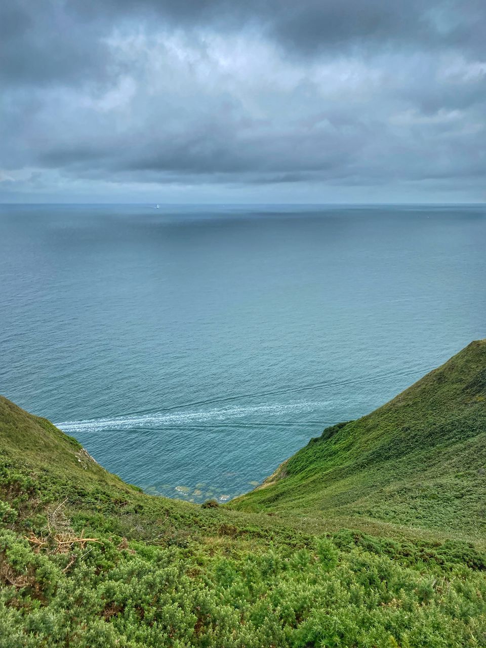 Photo of The most scenic Cliff Side Hike - A day trip from Dublin by UnderMyPinkUmbrella
