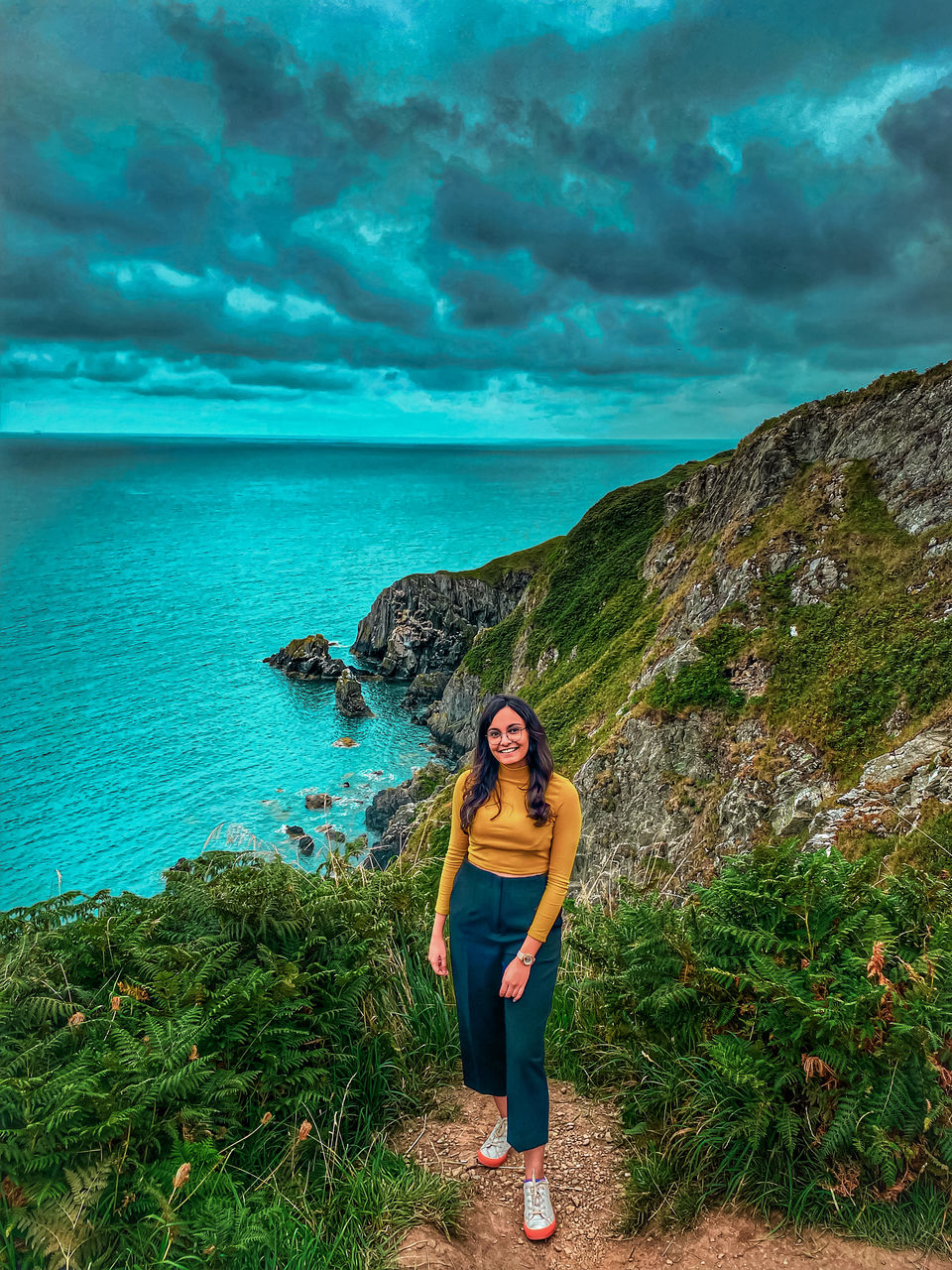 Photo of The most scenic Cliff Side Hike - A day trip from Dublin by UnderMyPinkUmbrella