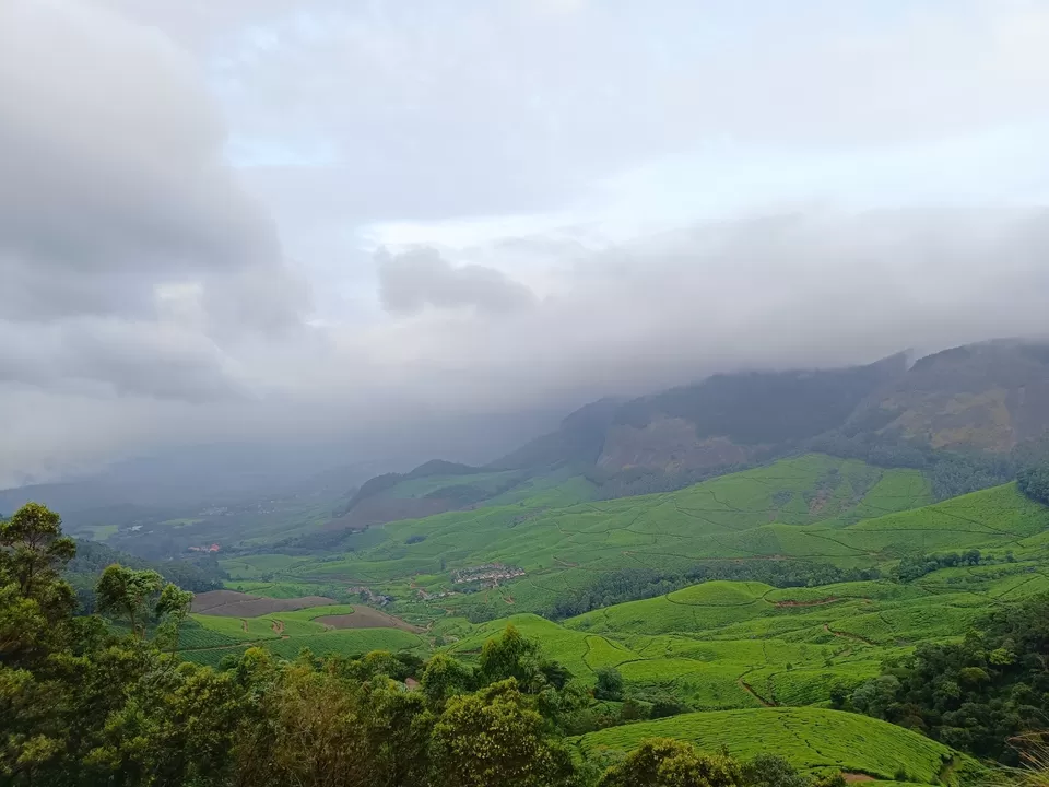 Photo of Kolukkumalai Sunrise point by Arjun s