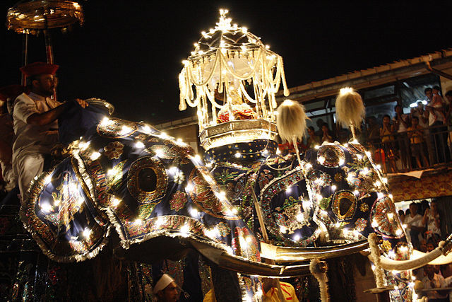 Photo of Kandy Esala Perahera in Sri Lanka – A Sacred Tradition 1/3 by Peaushan Devanarayana