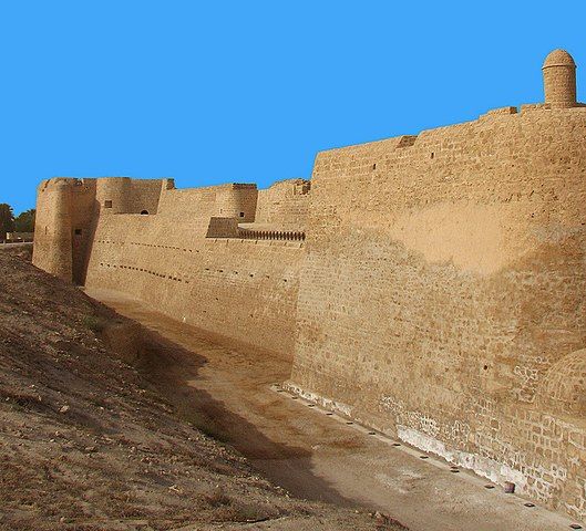 Photo of A Day Tour of Bahrain Fort – Treasures of the Past 1/3 by Peaushan Devanarayana