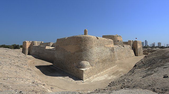Photo of A Day Tour of Bahrain Fort – Treasures of the Past 3/3 by Peaushan Devanarayana