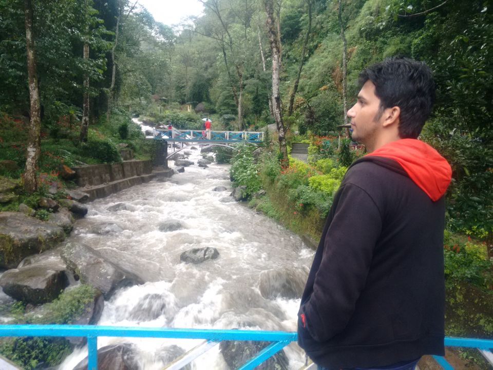 Photo of Darjeeling, West Bengal, India by Vaibhav Mishra