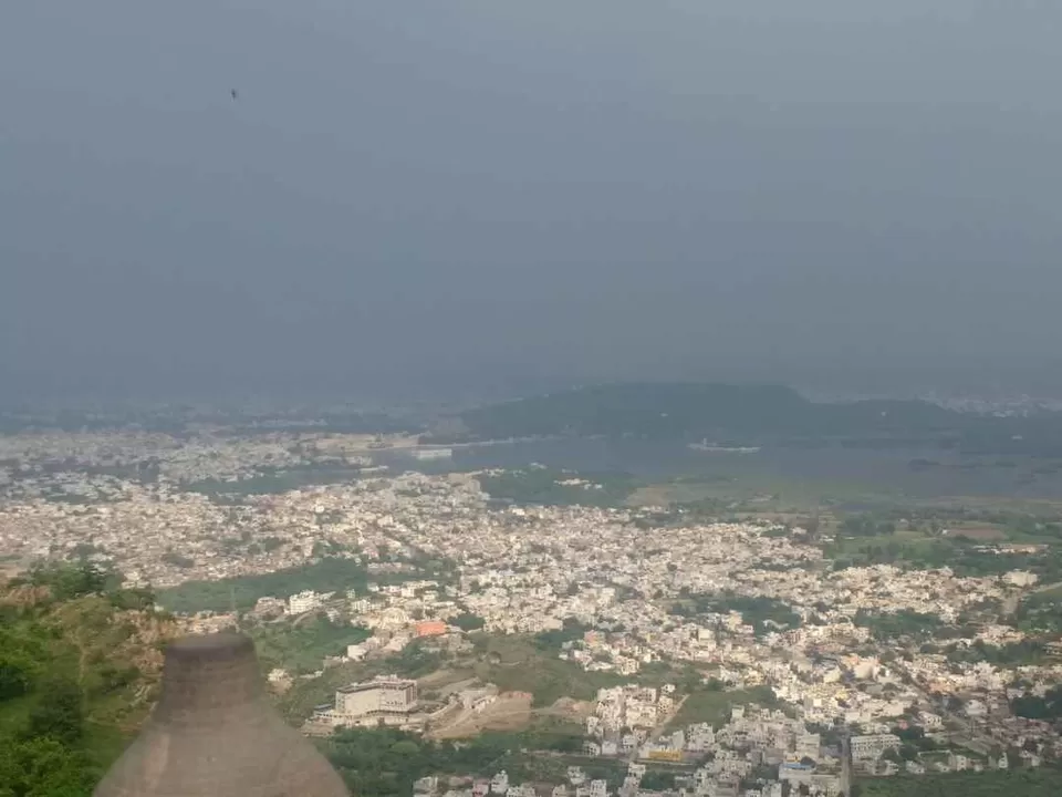 Photo of Sajjangarh Monsoon Palace, Sajjan Garh Road, near Mewar Garh hotel, Eklavya Colony, Udaipur, Rajasthan, India by Arundhati Bhunia