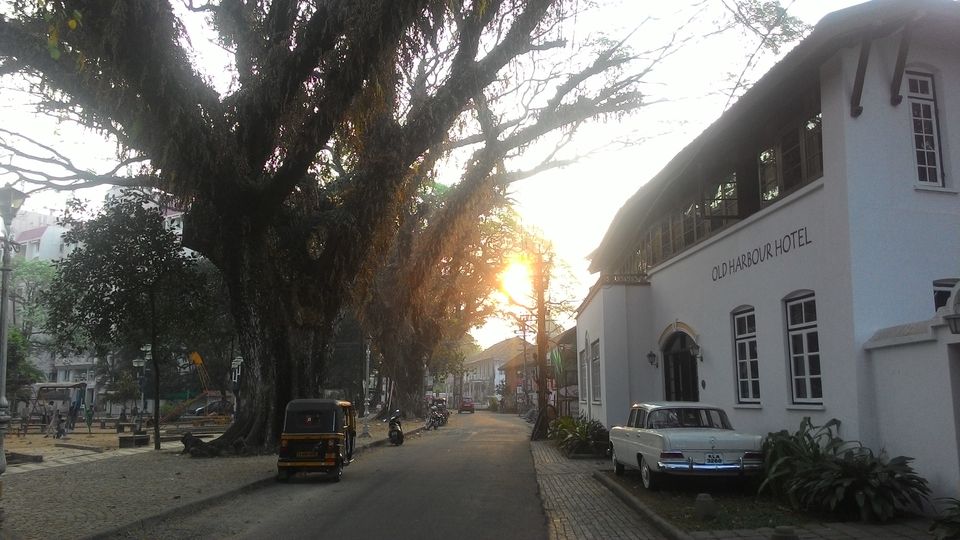 Photo of On the Road Again – Valparai to Fort Kochi 8/10 by Karthik Vivek