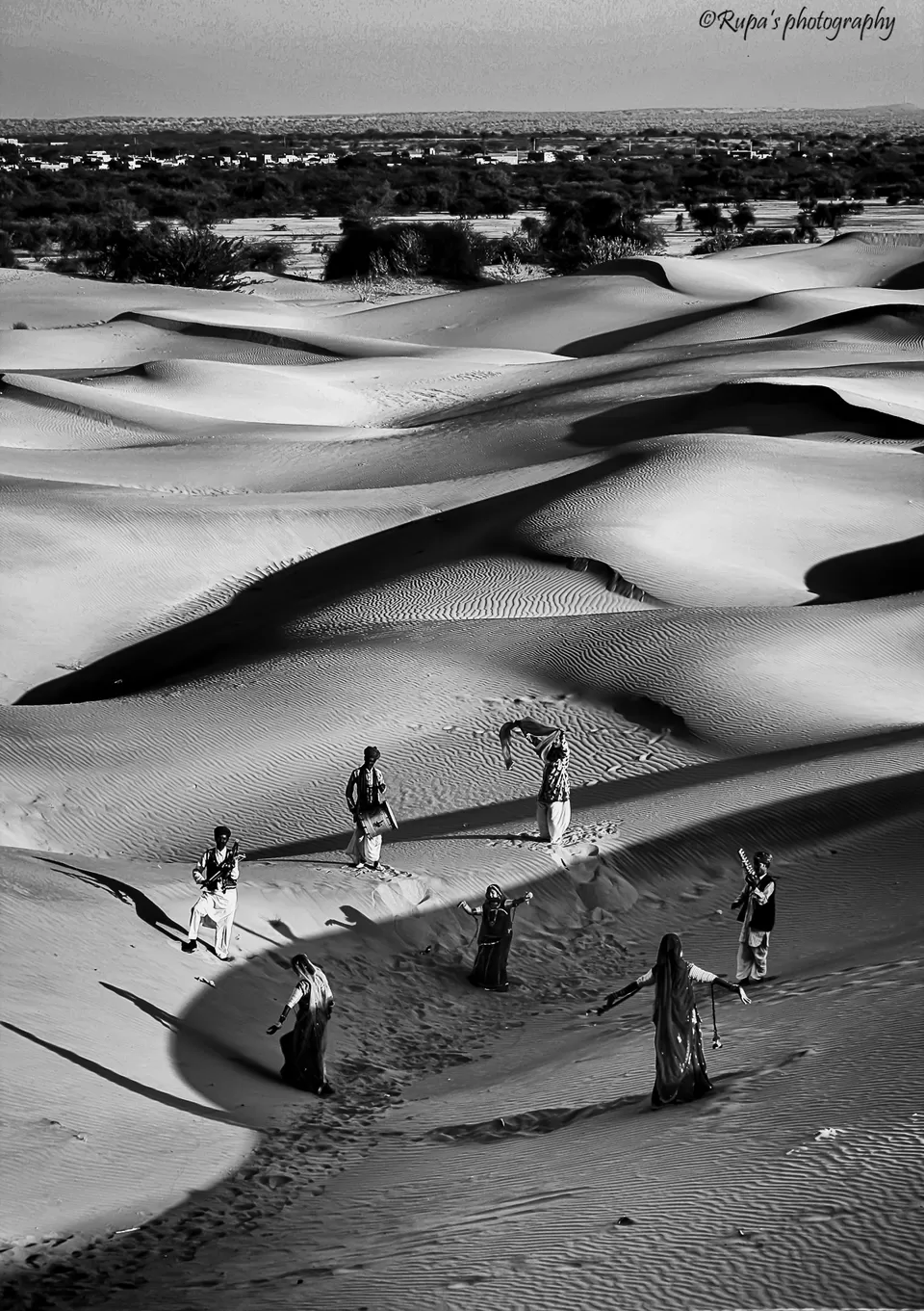 Photo of Sam Sand Dunes, Kanoi, Rajasthan, India by Rupa Datta Majumder
