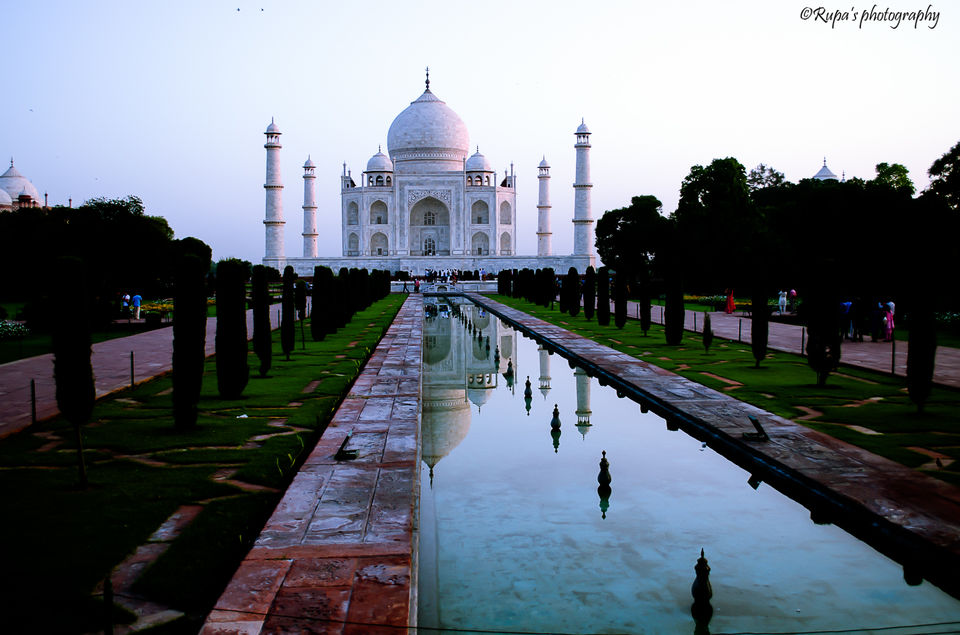 Photo of Taj Mahal, Agra, Uttar Pradesh, India by Rupa Majumder